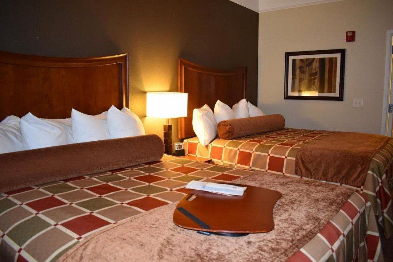 Best Western Plus Easton Inn & Suites Extérieur photo
