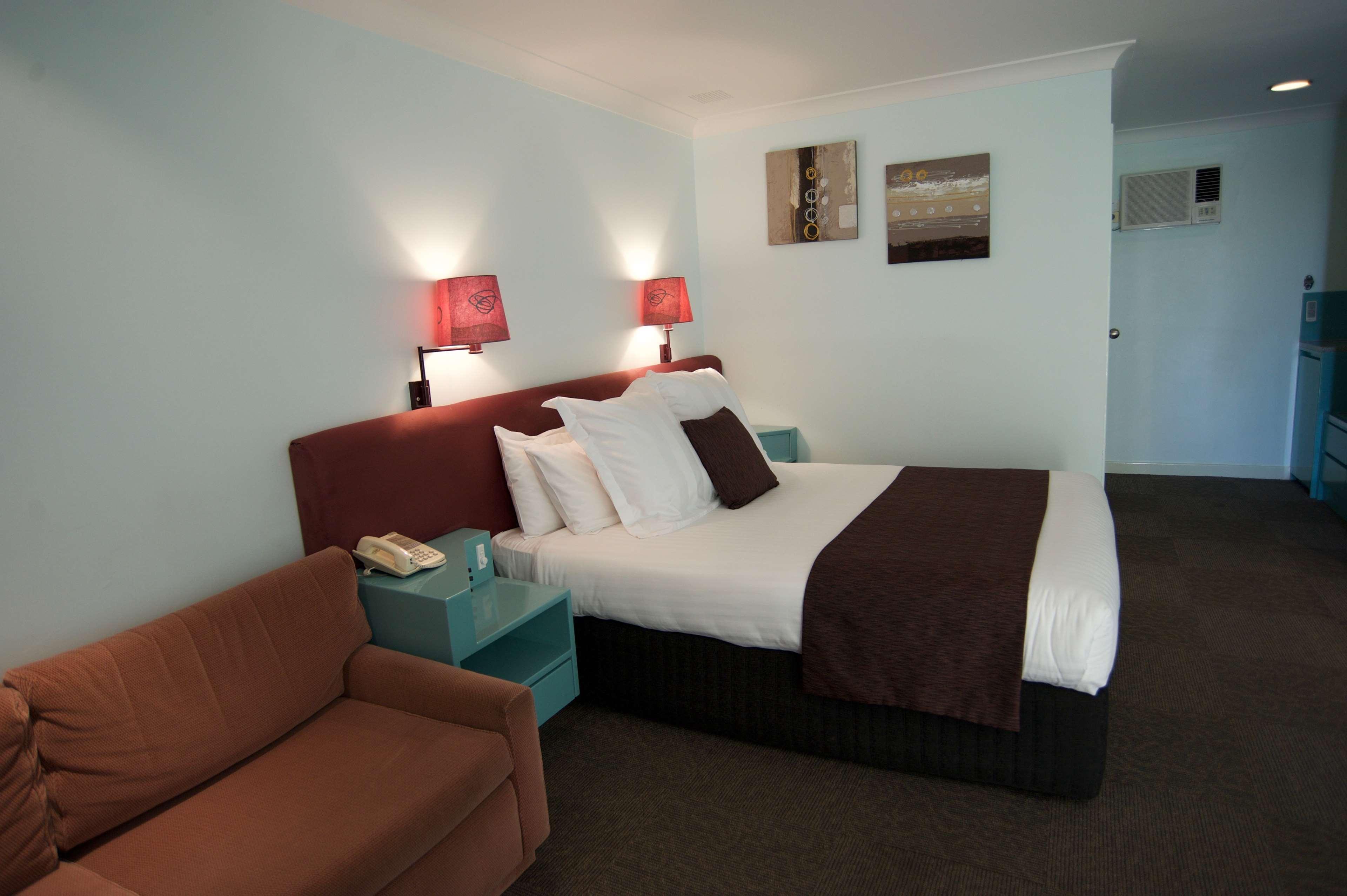Best Western Plus Easton Inn & Suites Extérieur photo
