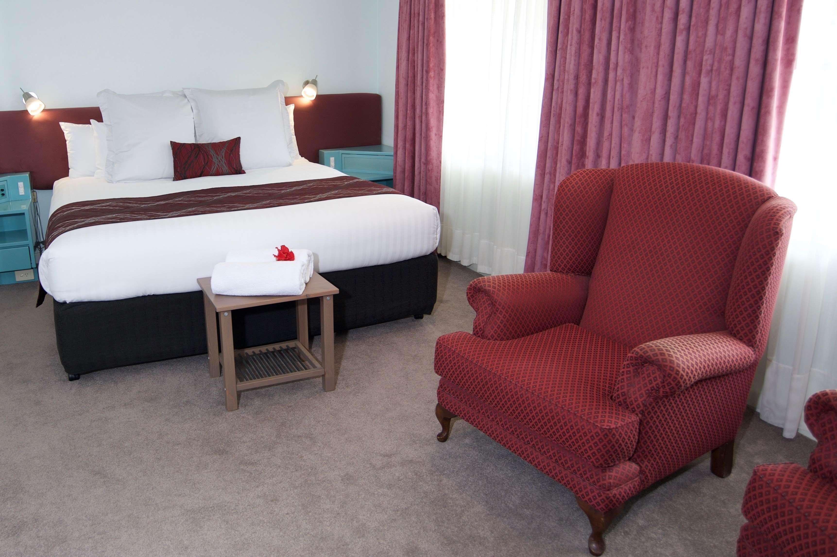 Best Western Plus Easton Inn & Suites Extérieur photo