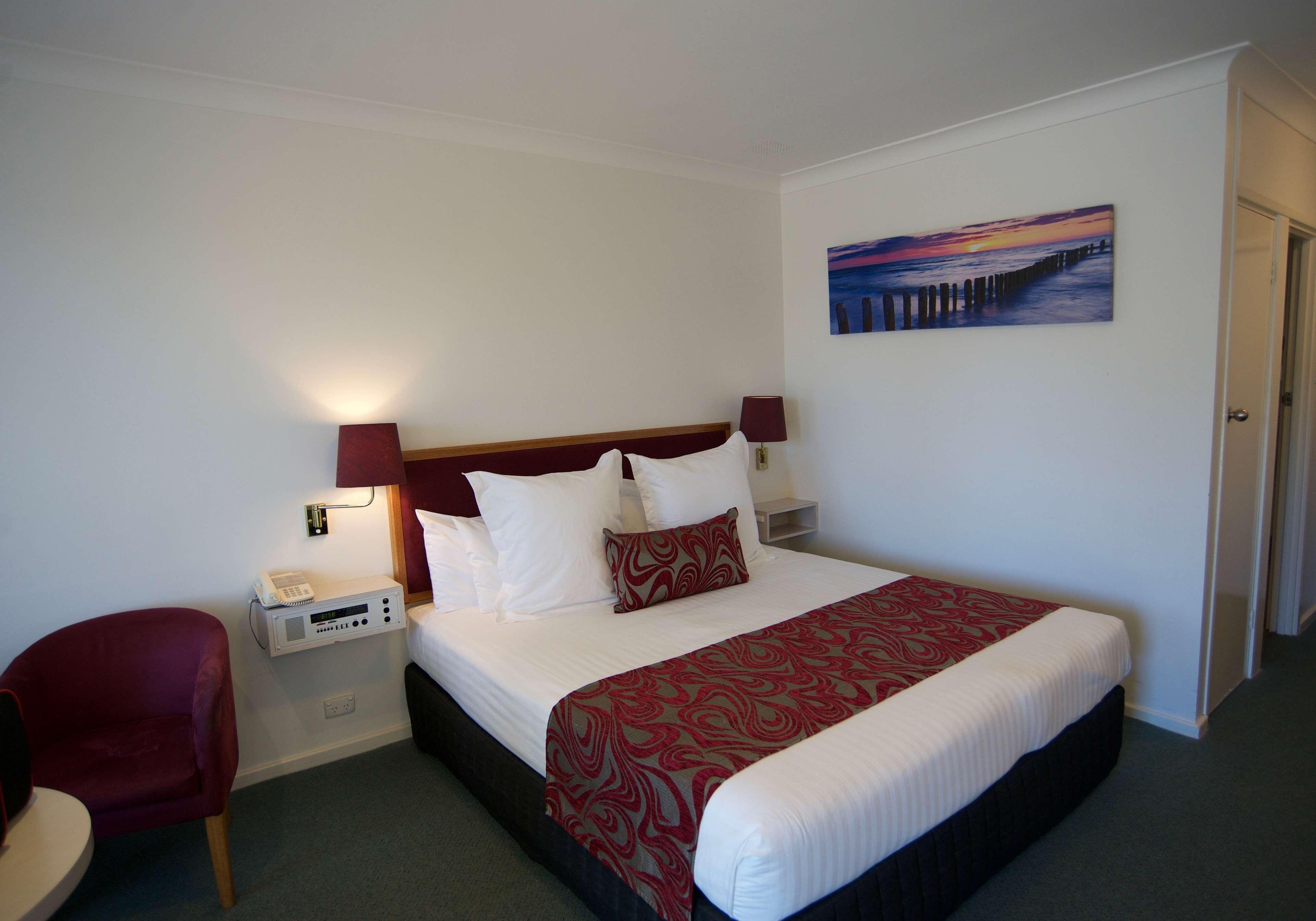 Best Western Plus Easton Inn & Suites Extérieur photo