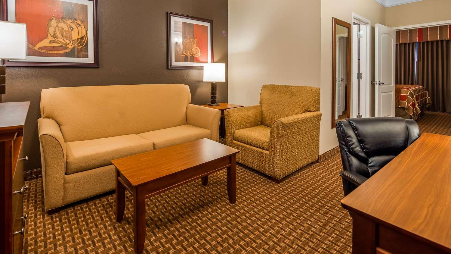 Best Western Plus Easton Inn & Suites Extérieur photo
