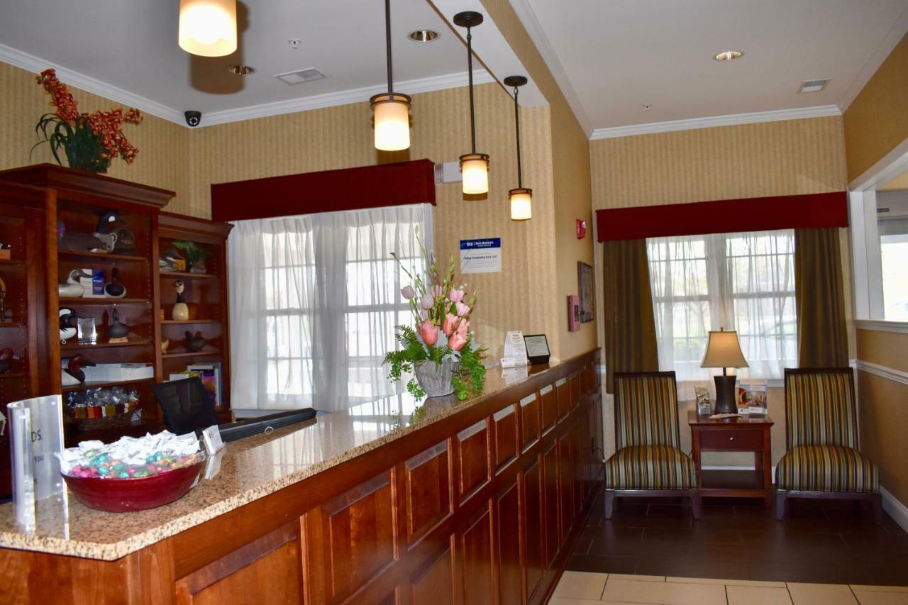 Best Western Plus Easton Inn & Suites Extérieur photo